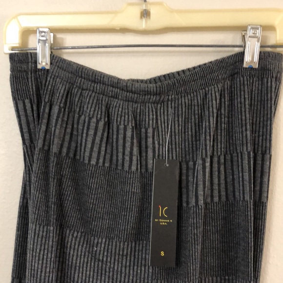 Pull-on Gray cropped pants designer is IC Collections by Connie K - Picture 5 of 8
